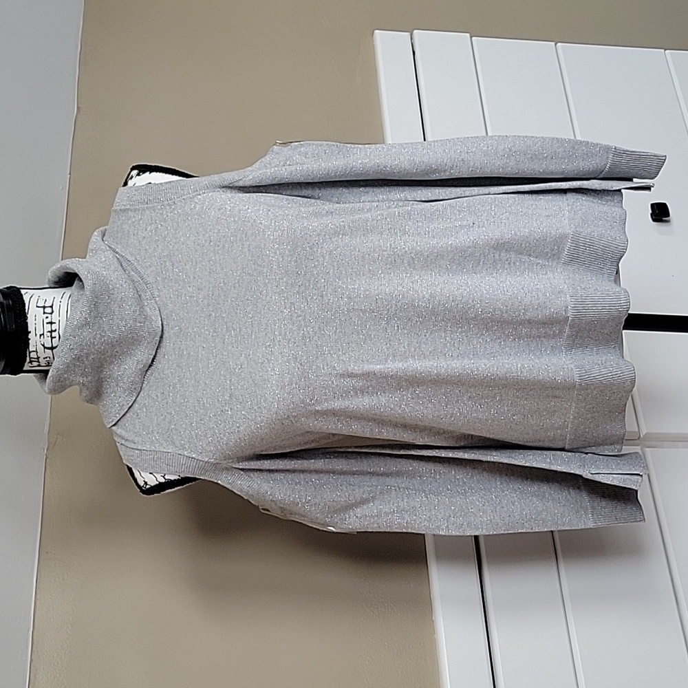 CHAUS  New York Sparkle Silver/Gray Turtle neck Top with Peep-Shoulder Medium
